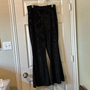 NWT SO Velvet Paisley Print Pull On Flare